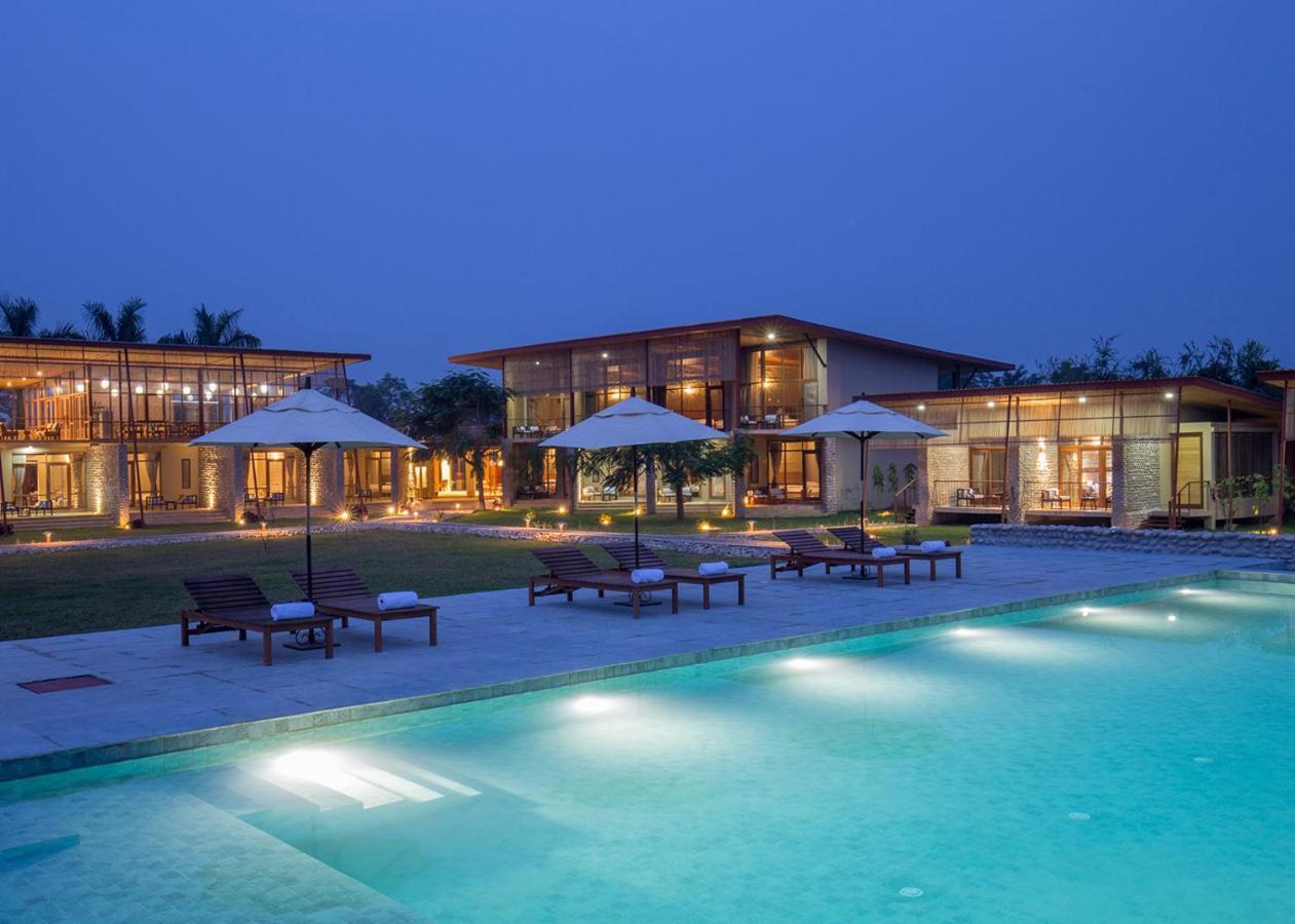 Sanctuary Chitwan National Park Exterior foto
