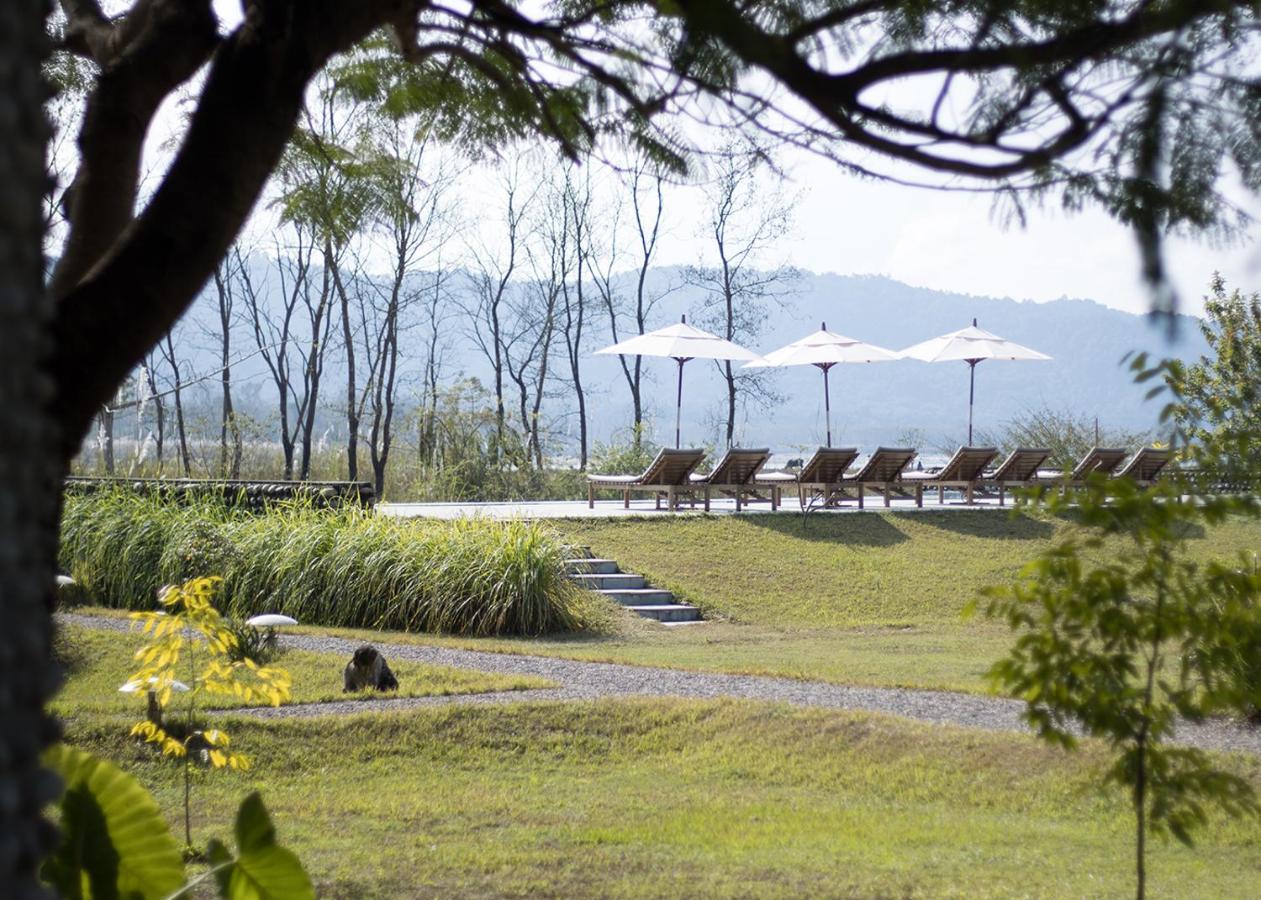 Sanctuary Chitwan National Park Exterior foto